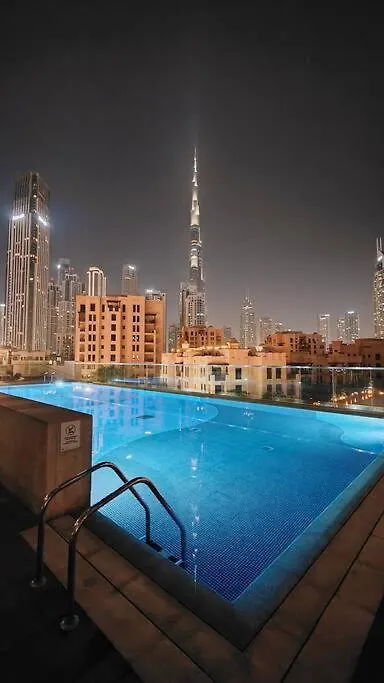 Magnificent 4 Bedroom Apartment, Bellevue Tower Dubai Apartment