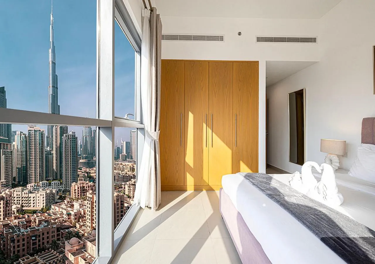 Magnificent 4 Bedroom Apartment, Bellevue Tower Dubai
