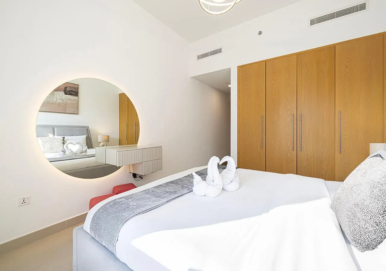 Magnificent 4 Bedroom Apartment, Bellevue Tower Dubai United Arab Emirates