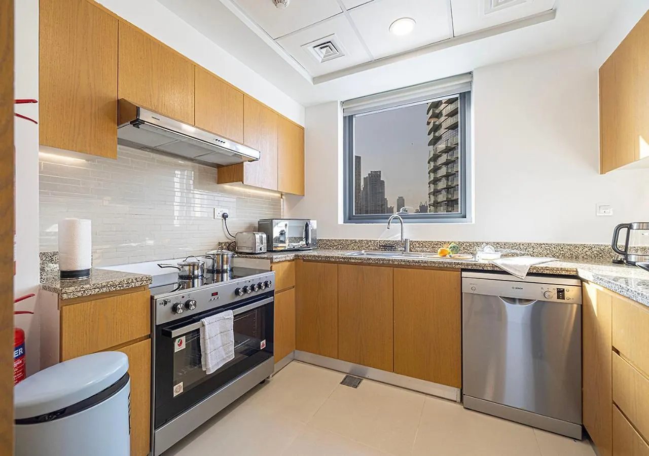 Magnificent 4 Bedroom Apartment, Bellevue Tower Ντουμπάι 0*,  Ηνωμένα Αραβικά Εμιράτα