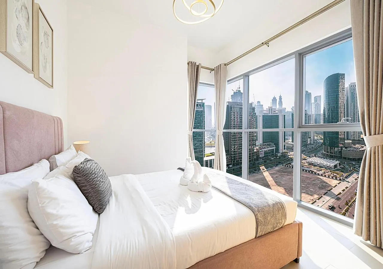 Διαμέρισμα Magnificent 4 Bedroom Apartment, Bellevue Tower Ντουμπάι