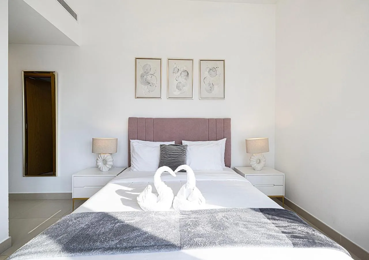 Διαμέρισμα Magnificent 4 Bedroom Apartment, Bellevue Tower Ντουμπάι